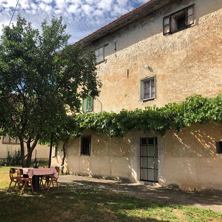 Cultural Monument House Vecchia Villa Otočac Exterior foto