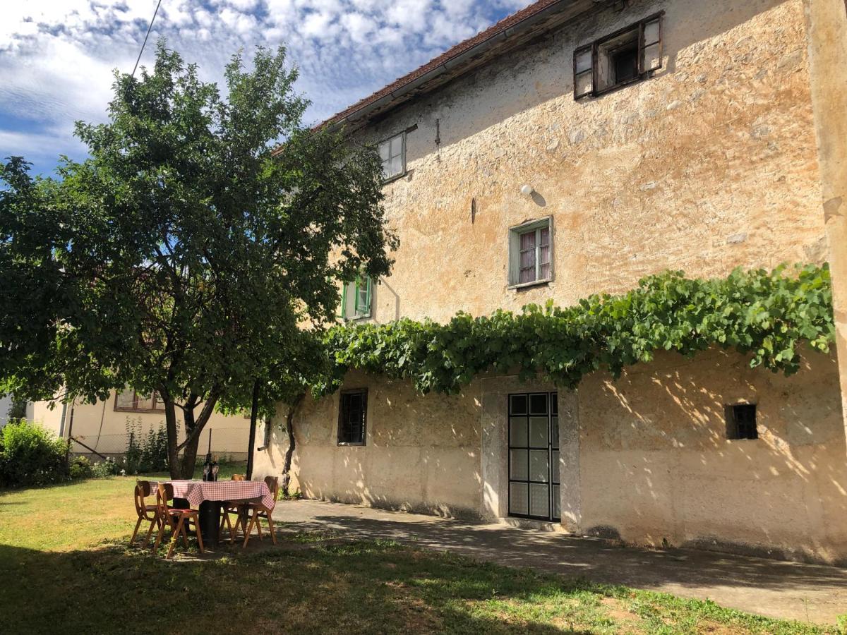 Cultural Monument House Vecchia Villa Otočac Exterior foto